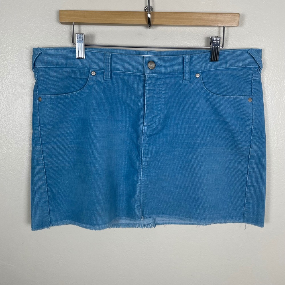 Carve Designs Women's 12 Mini Skirt Blue Corduroy Raw Hem Stretch SKB1
